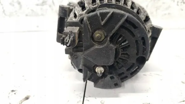 Mercedes-Benz Vito Vaihtovirtageneraattori 2003 2.1L OEM 0124625006 image 3