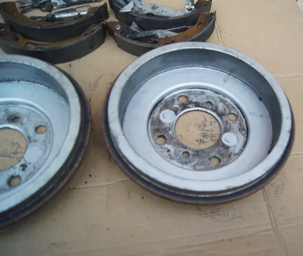 Achterremtrommels OEM Tarcza tarcze hamulcowe przednie przód Audi A3 8P lift 1.9TDI BLS Łódzkie image 3