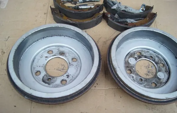 Achterremtrommels OEM Tarcza tarcze hamulcowe przednie przód Audi A3 8P lift 1.9TDI BLS Łódzkie image 5