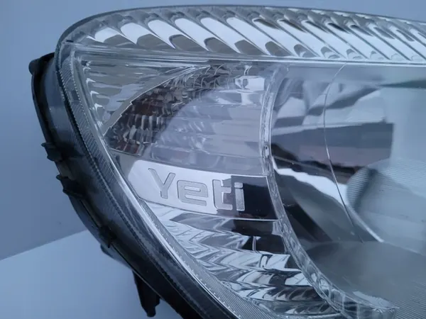 Farol dianteiro direito Skoda Yeti image 2