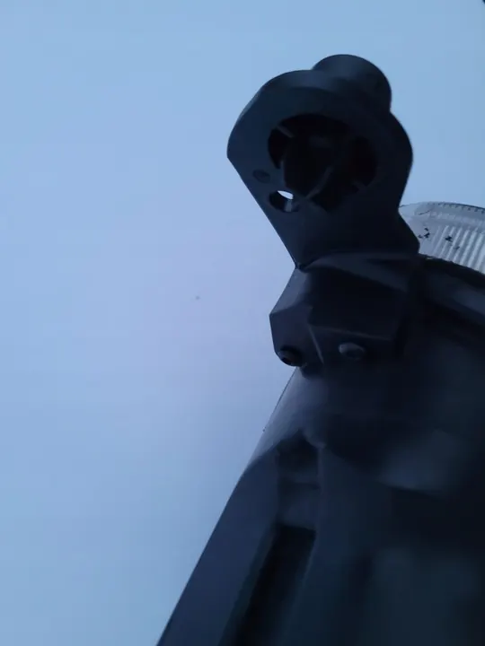 Farol dianteiro direito Skoda Yeti image 3