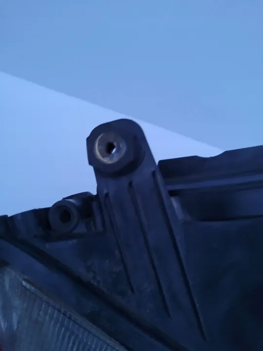 Farol dianteiro direito Skoda Yeti image 4