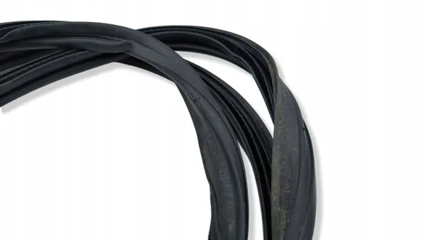 Takaluukun tiiviste OEM AMD225678 Nissan Qashqai image 8