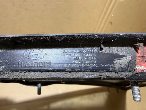 Hyundai I30 II HB Rechte Hintere Dreieckscheibe OEM 87820-A5500 image 4