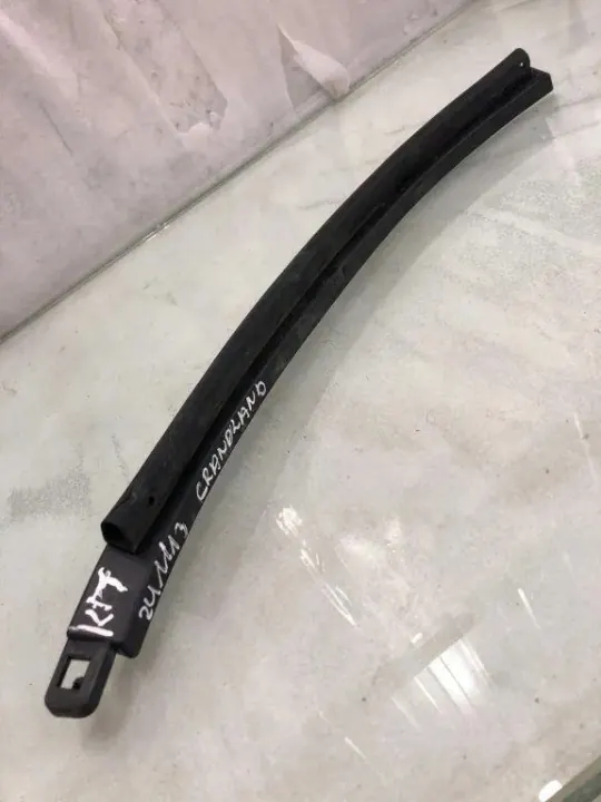 Joint de Couvercle Moteur Gauche OEM YP00153780 Opel image 2