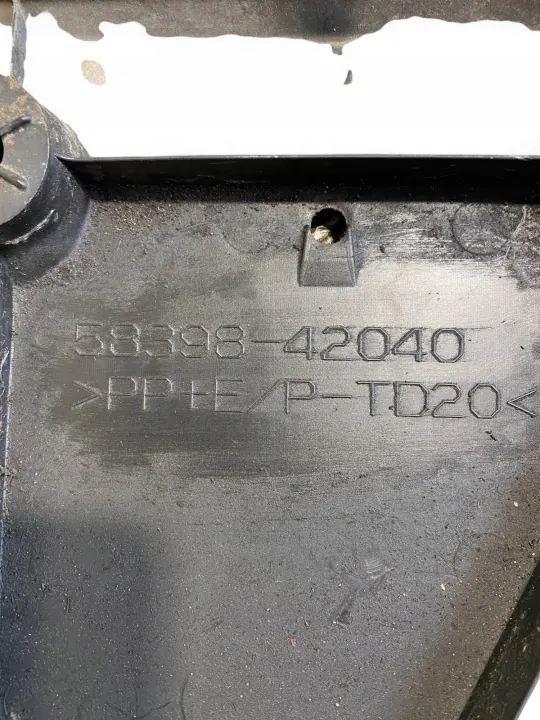 Lexus NX Unterbodenschutz hinten OEM 5839242040 image 9