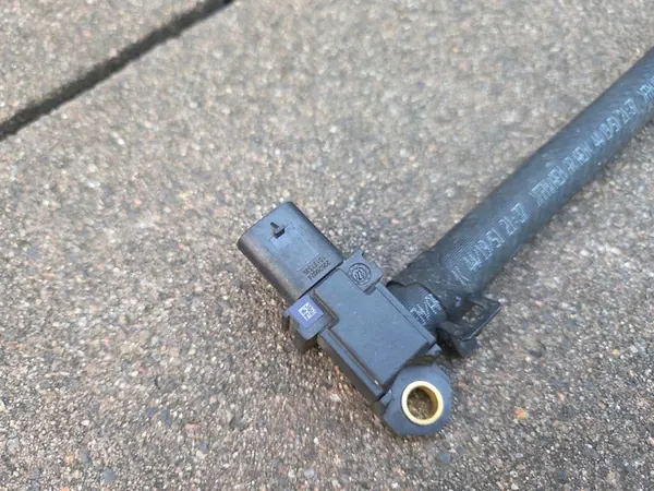 Capteur de pression des gaz d'échappement FORD MONDEO FOCUS KUGA EDGE TDCI image 4