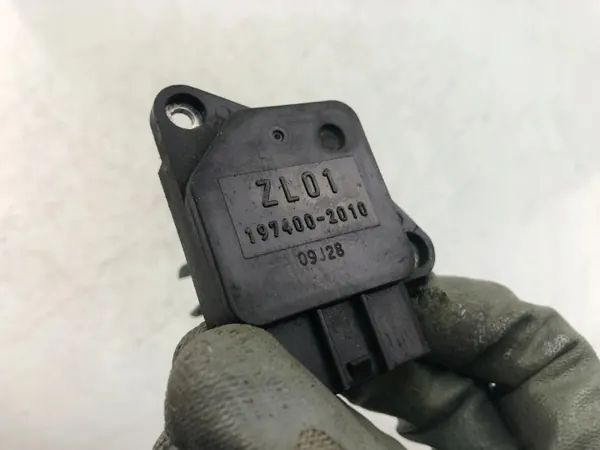 Débitmètre Mazda 5 OEM 17158612 - Utilisé image 4
