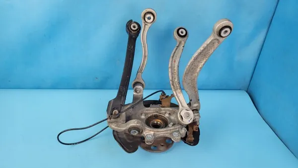 MERCEDES W205 Achsschenkel Hinten Rechts Gebraucht image 8
