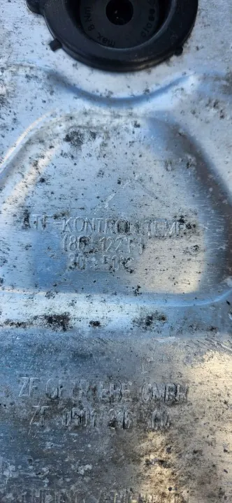 Carter d'huile boîte Audi 6HP28 OEM 0501216504 image 9