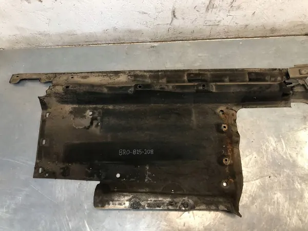 Höger Nedre Karosskydd för Audi SQ5 Q5 8R 8R0825208 image 9