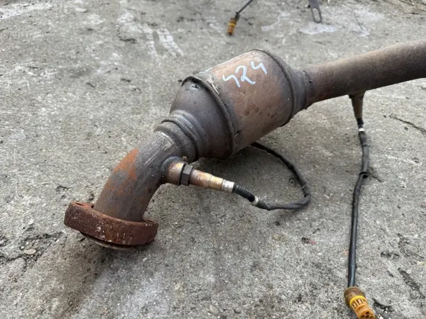 Katalysaattori Mercedes E W211 2.4L OEM KT0194 image 5