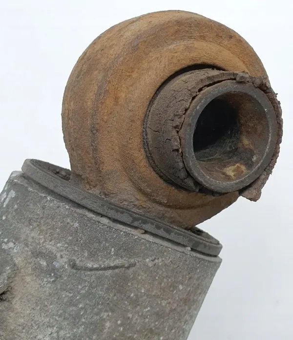 Viga de eje trasero V70 - Suspensión OEM usada image 4