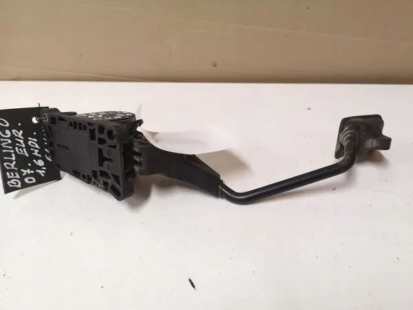 Gaspedaal CITROËN BERLINGO 1.6L diesel 2007 OEM 0280755035 image 4