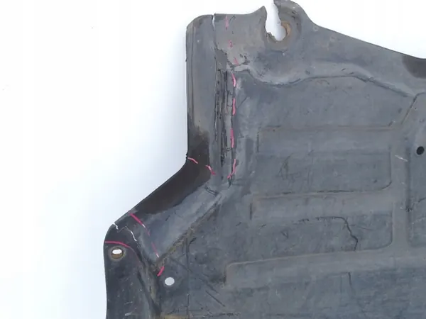 Motorunderlocksskydd OEM 5N0825235B för VW Tiguan I image 3