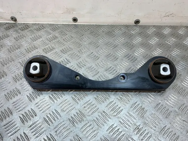 Support différentiel arrière Mitsubishi FBZ27582 - Pièce OE image 2