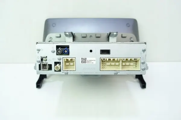 Hyundai Ioniq Radio Navigaatio OEM 96560-G2730 image 6