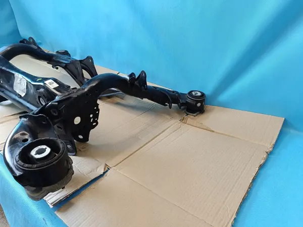 OEM 80A505235S Hinterachsträger - Gebraucht image 4