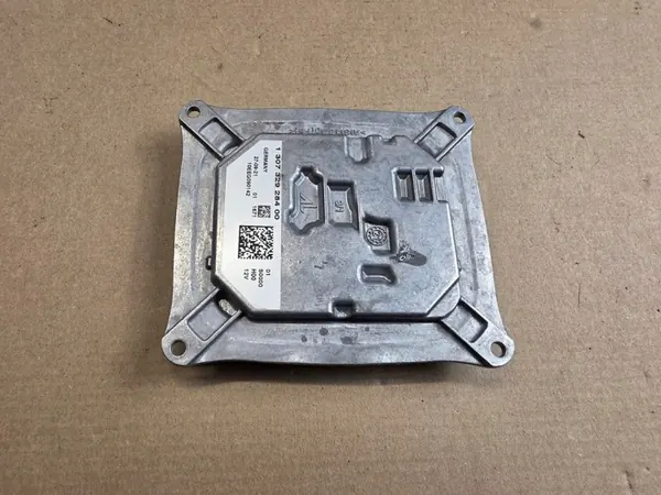 Convertisseur LED OEM 130732928400 pour Alfa Romeo Giulietta image 2