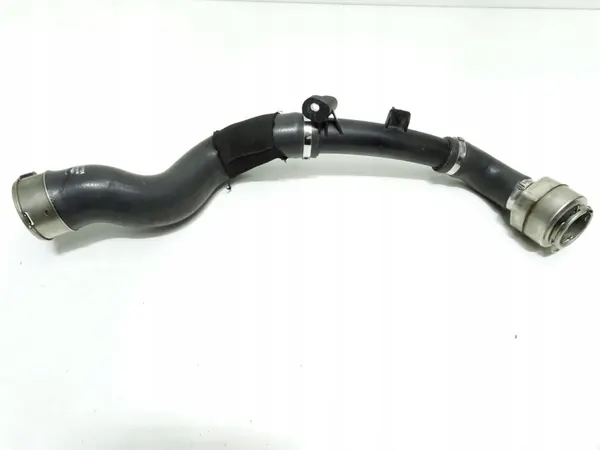 Nissan X-Trail T32 2018 Intercooler Schlauch image 2