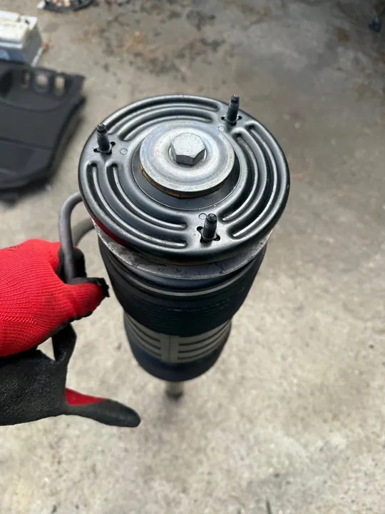 A2213208913 Bakstötdämpare Mercedes W221 W216 image 2