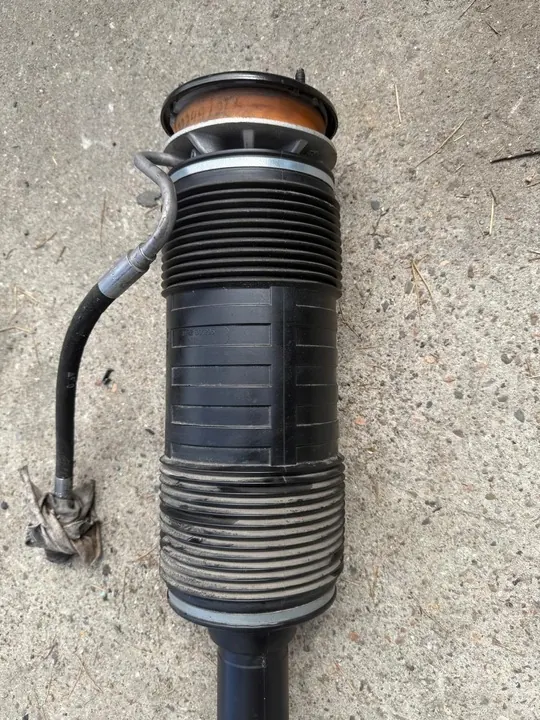 A2213208913 Bakstötdämpare Mercedes W221 W216 image 3