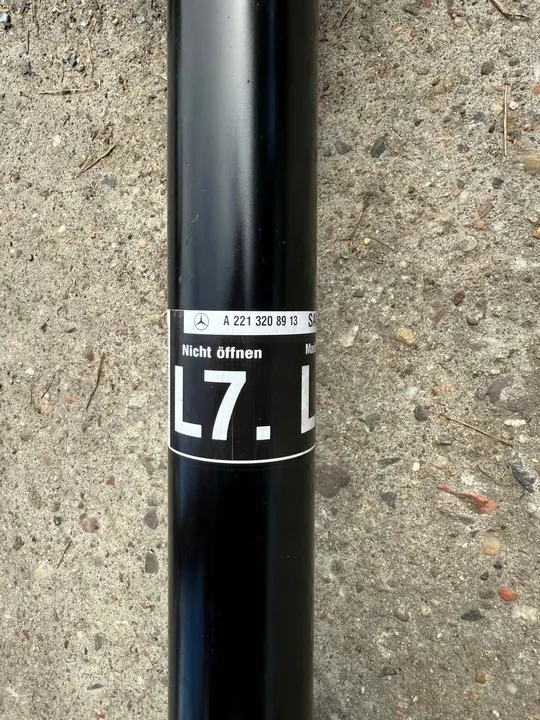 A2213208913 Bakstötdämpare Mercedes W221 W216 image 5