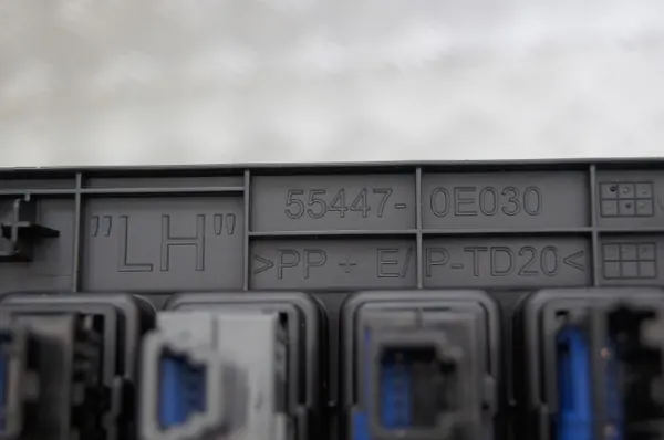 Levier de vitesse Toyota Highlander III USA OEM 55447-0E030 image 9