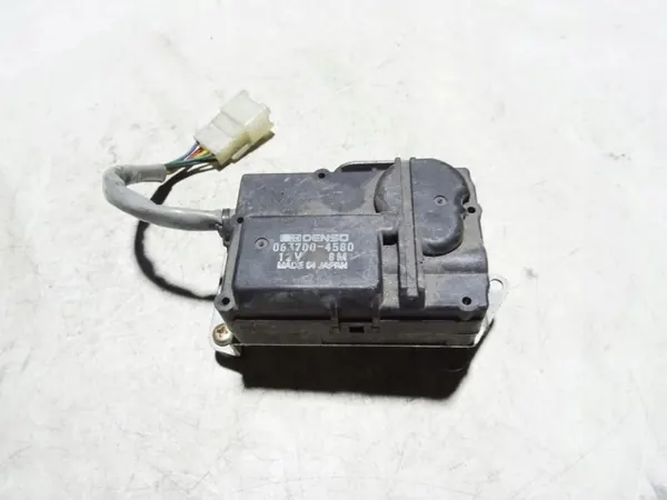 Klepmotor OEM 0637004580 voor Mitsubishi Sigma 3.0L image 2