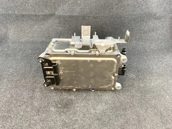 Gebruikte acculader OEM 3G0907070E voor VW Passat B8 image 9