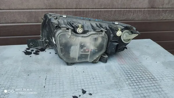 FARO DIREITO SKODA FABIA I 99-08 image 4