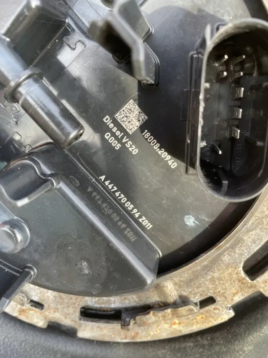 Réservoir carburant Mercedes VITO 447 OEM A4474705600 image 3