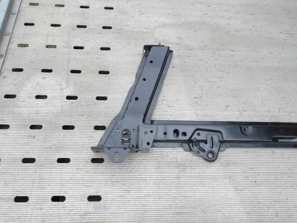 Renault Zoe 19-23 Ondersteuning radiator OEM 693BB027 image 5