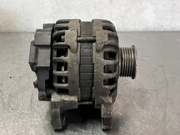 VW UP MII CITIGO 1.0 MPI Vaihtovirtageneraattori 04C903023A image 3