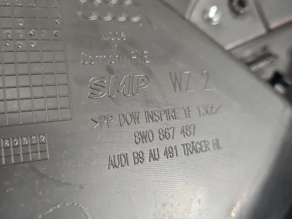 OEM 8W0867487 Audi A4 B9 Sedan Linker Achterdeur Bekleding image 6