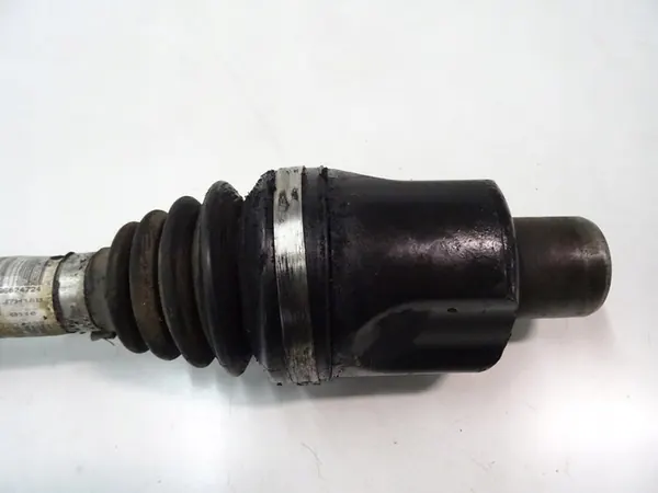 Arbre de transmission avant droit Opel Antara image 3