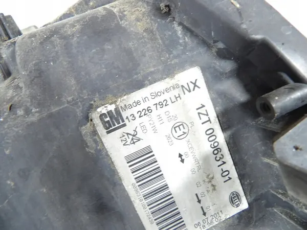 OPPEL INSIGNIA A VASEN XENON AJOVALO 13226792 image 8