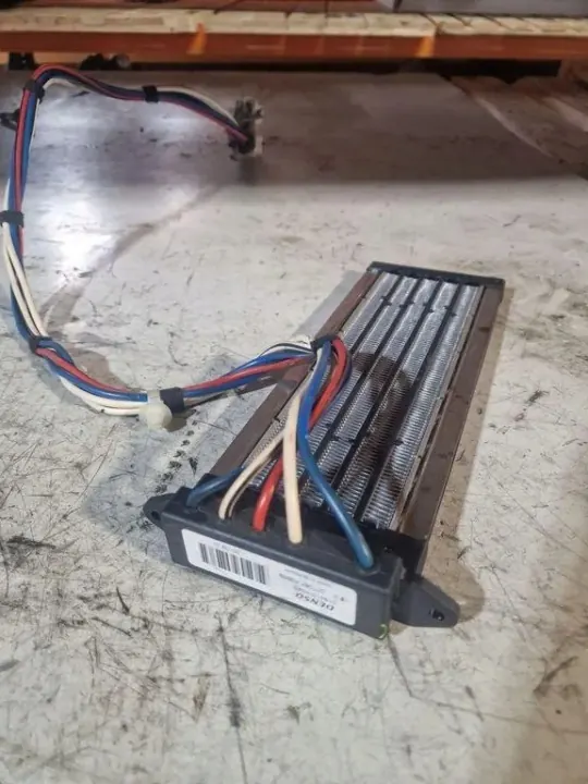 Radiateur de chauffage électrique OEM 0134100243 Toyota RAV4 image 3