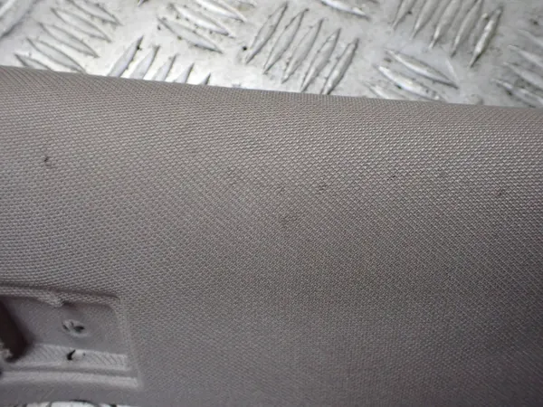 Volvo V70 Fram höger pelarfinish OEM BTU410 image 9