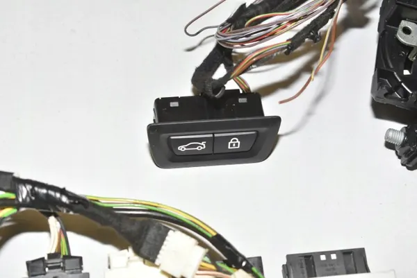 OEM 51247298984 Kit Ouverture Coffre BMW 3 GT image 5
