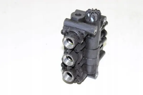 OEM 4728900274 Válvula ECAS Wabco para Mercedes image 8