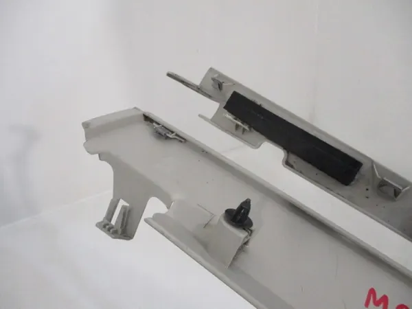 RENAULT MEGANE II CABRIO VÄNSTER TAKLIST 7701057223 image 6