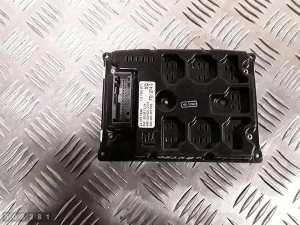 Opel Vectra C Displayskärm OEM 13154971 Begagnad image 3