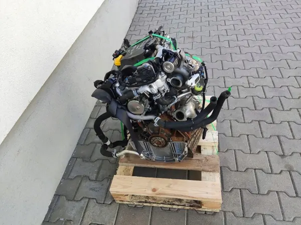 Motor Completo OEM K9KU873 con Inyectores y Turbo image 5