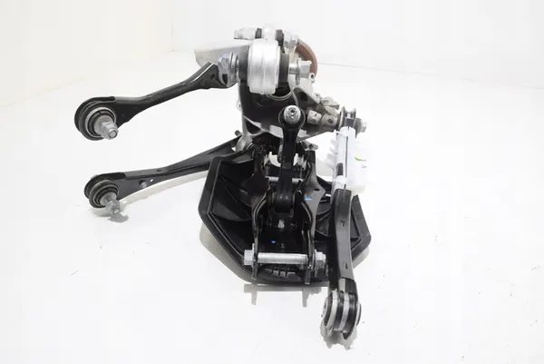 Componenti sospensione posteriore destra BMW X7 G07 OEM image 4