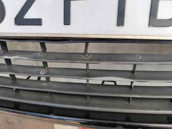 Paraurti anteriore VW Golf V Plus 05-08 image 10