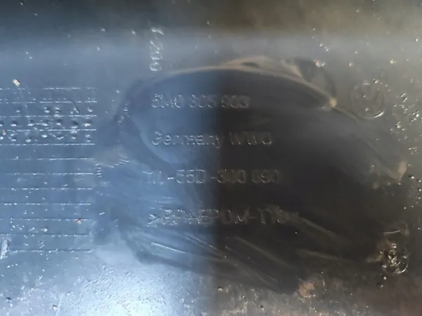 Paraurti anteriore VW Golf V Plus 05-08 image 9