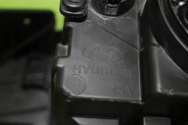 Faro Delantero Derecho Hyundai Elantra VI 2019 image 10
