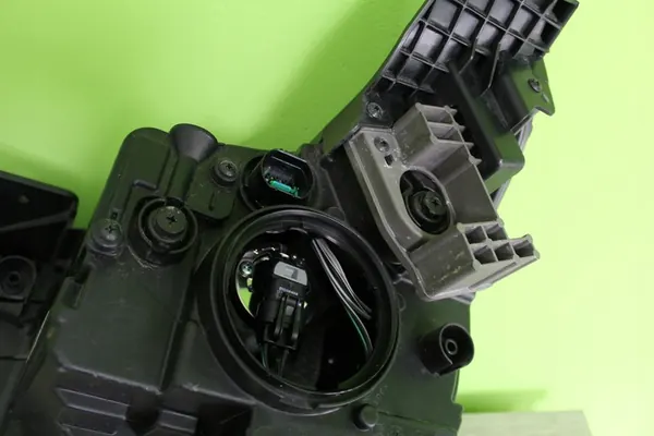 Faro Delantero Derecho Hyundai Elantra VI 2019 image 5