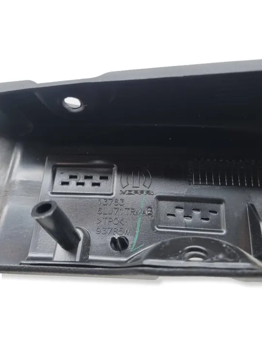 Pieza interior izquierda Jeep Gladiator OEM 6LJ71TX7AB image 4
